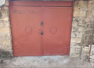 Продаю гараж, 18 м2, Дербент, улица М. Далгата, 1Б