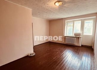 1-комнатная квартира на продажу, 35 м2, Ирбит, улица Мамина-Сибиряка, 4