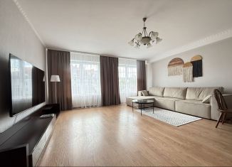 Аренда 3-комнатной квартиры, 130 м2, Калининград, улица Лёни Голикова, 4, Ленинградский район