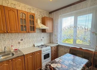 Продажа двухкомнатной квартиры, 47 м2, Салават, улица Калинина