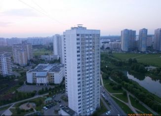 Продам 2-комнатную квартиру, 52 м2, Москва, Остафьевская улица, 8к1, метро Бунинская аллея