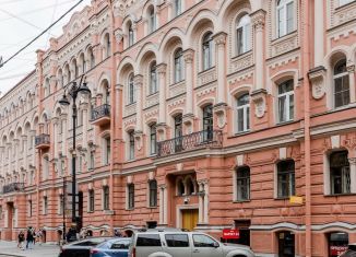 Трехкомнатная квартира в аренду, 100 м2, Санкт-Петербург, улица Рубинштейна, 3, Центральный район