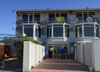 Сдаю в аренду коттедж, 160 м2, поселок городского типа Приморский, Вертолётная улица, 2к1