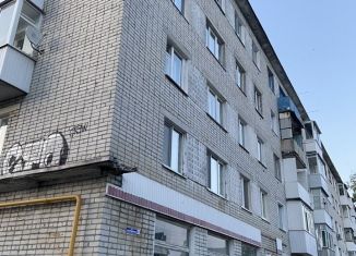 Продам двухкомнатную квартиру, 44.2 м2, Карачев, улица Свердлова, 3