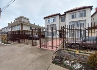 Продажа 1-комнатной квартиры, 48 м2, село Витязево, улица Комарова, 48