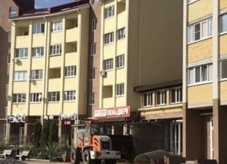 Продам торговую площадь, 85 м2, Бобров, улица 22 Января, 83