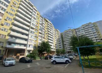 Продажа 3-комнатной квартиры, 93 м2, Краснодар, улица Академика Лукьяненко, 103