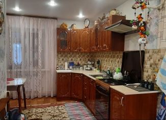 Продается 2-комнатная квартира, 70 м2, Таруса, улица Ленина, 17А