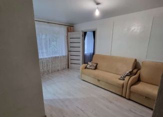 Продам 2-ком. квартиру, 44 м2, Кимры, проезд Гагарина, 4