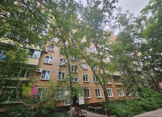 Продажа двухкомнатной квартиры, 43.2 м2, Москва, Волжский бульвар, 18к2, метро Кузьминки