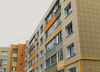 Продам двухкомнатную квартиру, 53 м2, рабочий посёлок Белоомут, улица Урицкого, 87А