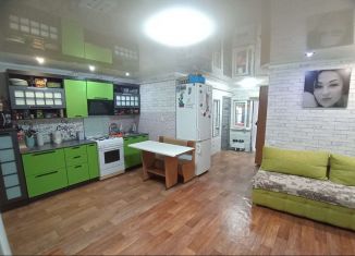 Продам многокомнатную квартиру, 100 м2, Астраханская область, Аэродромный переулок, 4