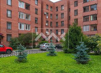 Продается трехкомнатная квартира, 82.1 м2, Санкт-Петербург, Выборгское шоссе, 5к4, метро Озерки