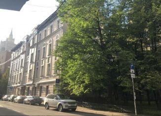 Продаю трехкомнатную квартиру, 110 м2, Москва, Гагаринский переулок, 28, Гагаринский переулок