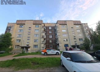 Продам 2-комнатную квартиру, 60 м2, Всеволожск, улица Операторов, 1