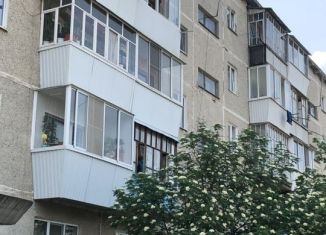 Продаю 2-комнатную квартиру, 43.6 м2, посёлок городского типа Верхнее Дуброво, Советская улица, 2