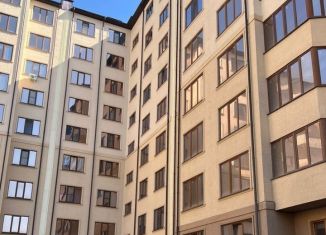 Продажа 1-ком. квартиры, 48 м2, Нальчик, улица Шарданова, 48, ЖК Белые Паруса