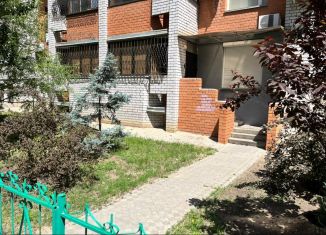 Продаю 5-ком. квартиру, 103 м2, Волгоград, Авиаторская улица, 1Б