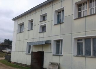 Продаю 2-ком. квартиру, 42 м2, Новгородская область, Сосновая улица, 18