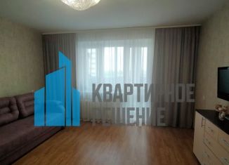 Продаю 1-ком. квартиру, 44 м2, Омск, улица Леонида Маслова, 2, ЖК Регата