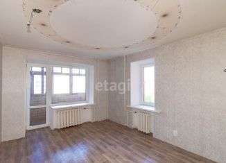 Двухкомнатная квартира на продажу, 46.5 м2, Тюменская область, улица Щербакова, 142к2