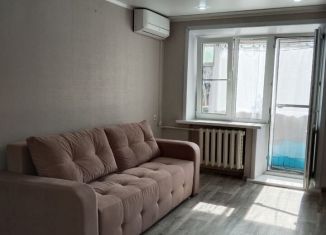 Продам однокомнатную квартиру, 32 м2, Астрахань, улица Ботвина, 26, Ленинский район