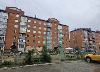 Продажа двухкомнатной квартиры, 54 м2, Бийск, улица Михаила Ломоносова, 24