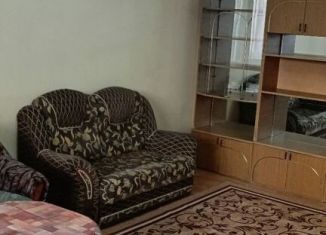 Сдам в аренду двухкомнатную квартиру, 69 м2, Дагестан, улица Сальмана, 91