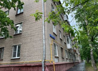 Продам комнату, 15 м2, Москва, метро Окская, 3-я Институтская улица, 3