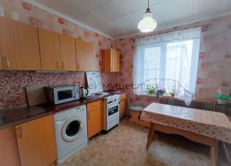 Продажа четырехкомнатной квартиры, 83.7 м2, Челябинск, улица Молодогвардейцев, 65