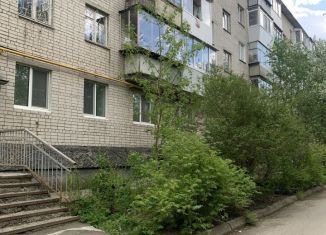 Продажа 3-комнатной квартиры, 52 м2, Екатеринбург, Уктусская улица, 58, Уктусская улица