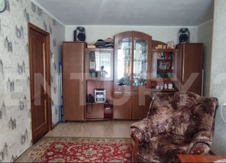 Продается 4-комнатная квартира, 61.4 м2, Новоалтайск, улица Гагарина, 22