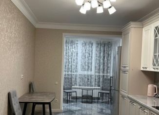 Сдача в аренду 2-комнатной квартиры, 78 м2, Каспийск, Молодёжная улица, 4А