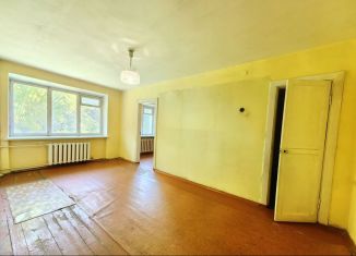 Продается 2-комнатная квартира, 42.5 м2, Челябинск, Советский район, улица Цвиллинга, 59
