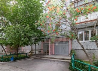Продается трехкомнатная квартира, 60 м2, Тюмень, Игримская улица, 17, Ленинский округ