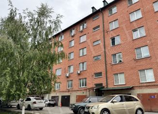Продается трехкомнатная квартира, 73.3 м2, станица Ессентукская, улица Гагарина, 5к2