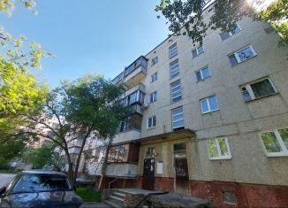 Продажа 3-ком. квартиры, 64.5 м2, Полевской, микрорайон Ялунина, 15