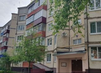 Продается трехкомнатная квартира, 62 м2, Липецкая область, улица Коммунаров, 141