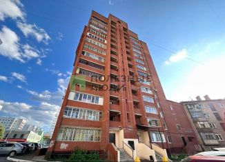 Продается 3-комнатная квартира, 85.8 м2, Уфа, улица Пушкина, 35/3