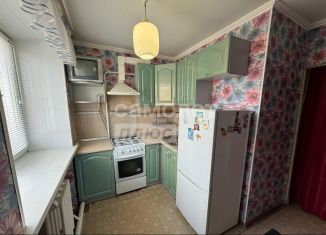 Продается трехкомнатная квартира, 50.4 м2, Татарстан, Центральная улица, 7