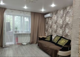 Продам двухкомнатную квартиру, 47.2 м2, село Вольно-Надеждинское, улица Анисимова, 86