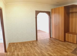 Продаю 2-комнатную квартиру, 49.3 м2, село Толбазы, улица Титова, 2Г