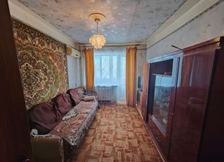 Продам 3-комнатную квартиру, 56.4 м2, Волгоградская область, проспект Канатчиков, 8