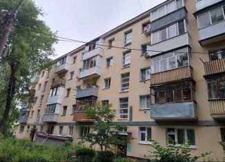 Продается 3-комнатная квартира, 56 м2, Воронежская область, улица Ворошилова, 32