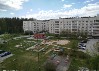 Продажа 2-комнатной квартиры, 77.4 м2, Свердловская область, микрорайон Зелёный Бор-2, 27