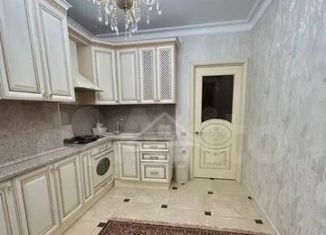 Продам 2-комнатную квартиру, 65 м2, Дагестан, улица Хаджи Булача, 16Б