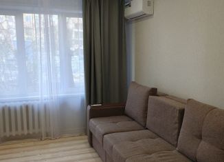 Сдача в аренду 2-ком. квартиры, 49 м2, Казань, улица Галиаскара Камала, 47