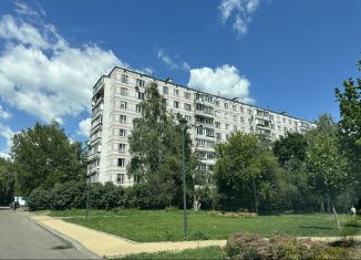 Четырехкомнатная квартира в аренду, 60 м2, Москва, Домодедовская улица