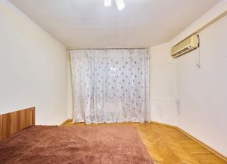 Продажа 2-комнатной квартиры, 52 м2, Краснодар, Севастопольская улица, 2