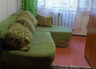 Сдается в аренду комната, 14 м2, Серпухов, улица Крупской, 14/1